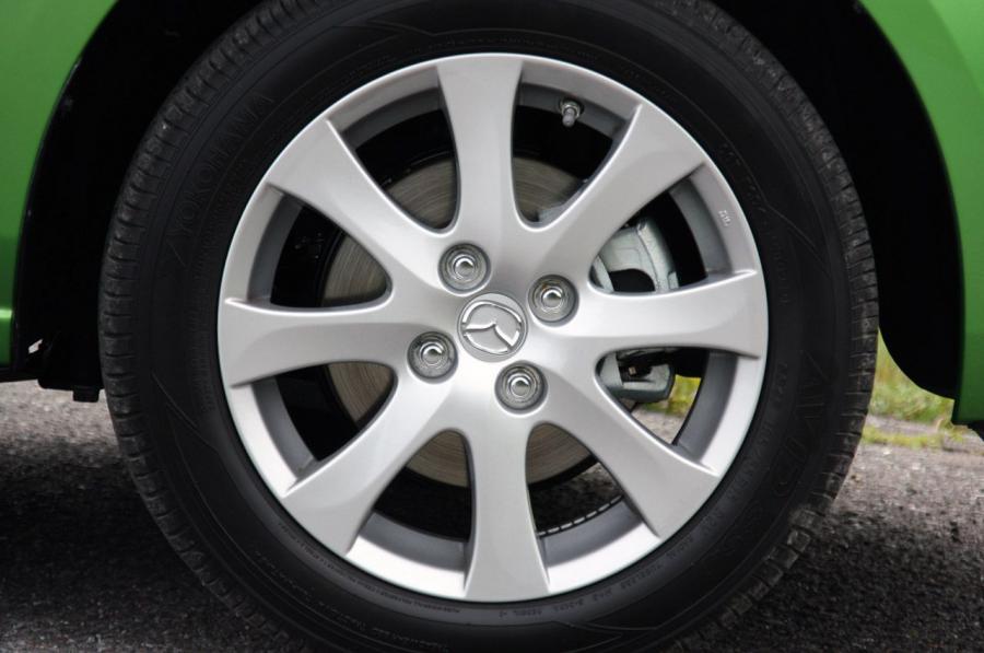  Mazda2 2010 года  (фото 158 из 183)